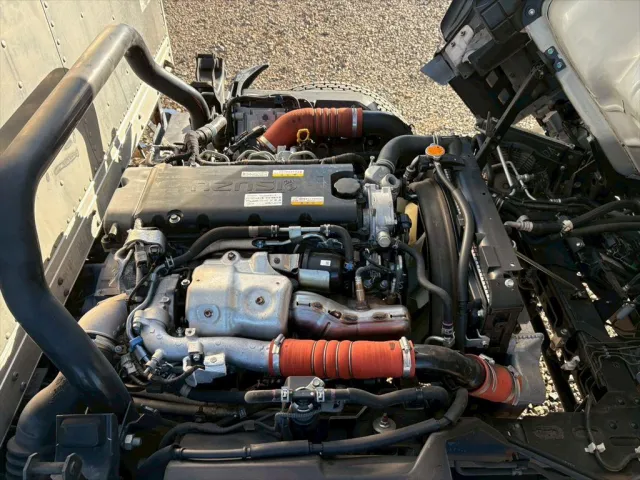 いすゞ エルフ 2RG-NPR88YN(2WD)の写真19