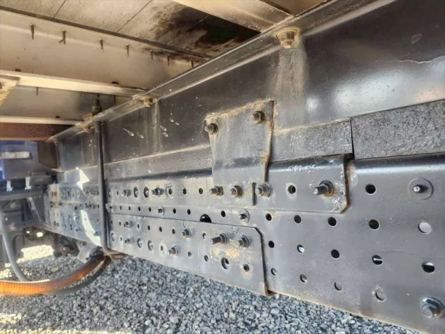 三菱 キャンター TKG-FEA50(2WD)の写真15