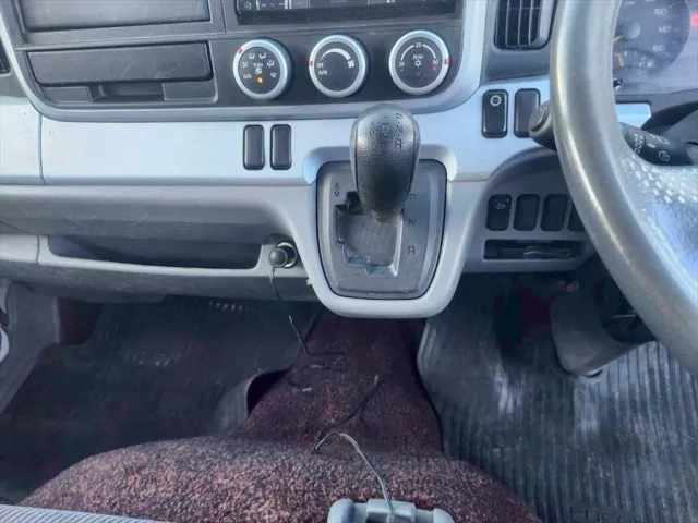 三菱 キャンター TKG-FEA50(2WD)の写真23