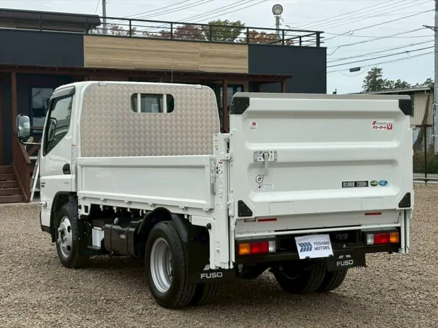 三菱 キャンター 2RG-FDA50(4WD)の写真3