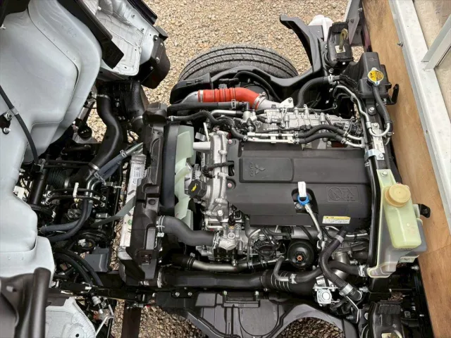 三菱 キャンター 2RG-FDA50(4WD)の写真18