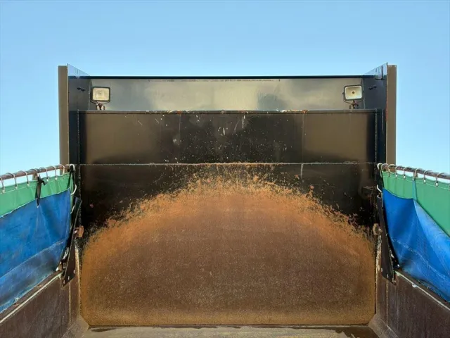 日野 プロフィア QKG-FS1EKAA(6x4)の写真7