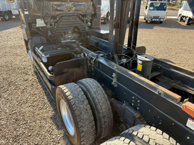 日野 プロフィア QKG-FS1EKAA(6x4)の写真15