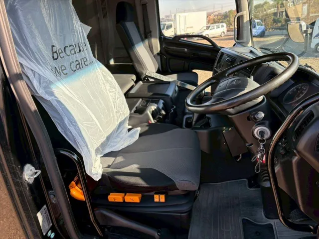 日野 プロフィア QKG-FS1EKAA(6x4)の写真21