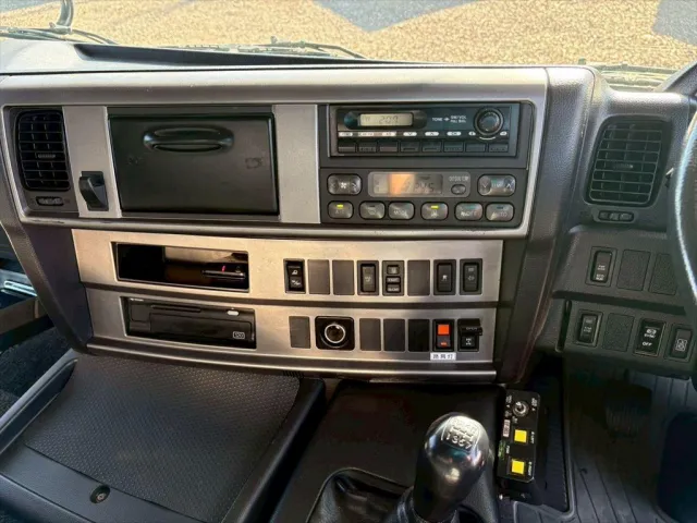 日野 プロフィア QKG-FS1EKAA(6x4)の写真22