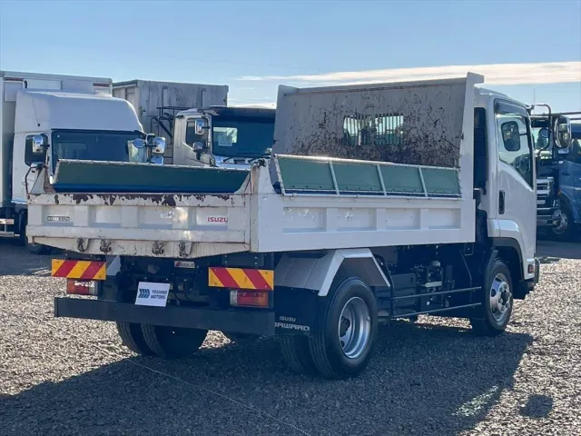 いすゞ フォワード 2RG-FRR90S1(2WD)の写真4