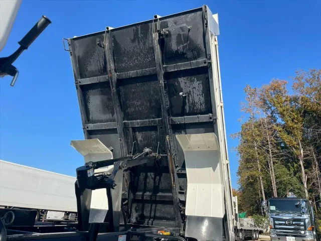 いすゞ フォワード 2RG-FRR90S1(2WD)の写真13