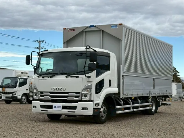 いすゞ フォワード 2RG-FRR90T2(2WD)の写真1