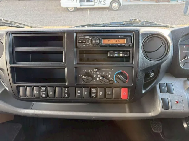 日野 デュトロ 2KG-XZU712M(2WD)の写真22