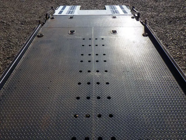 三菱 キャンター TPG-FEB50(2WD)の写真11