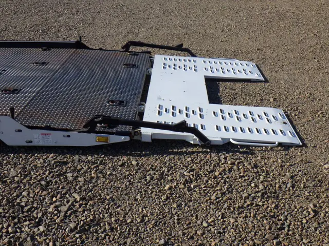 三菱 キャンター TPG-FEB50(2WD)の写真13