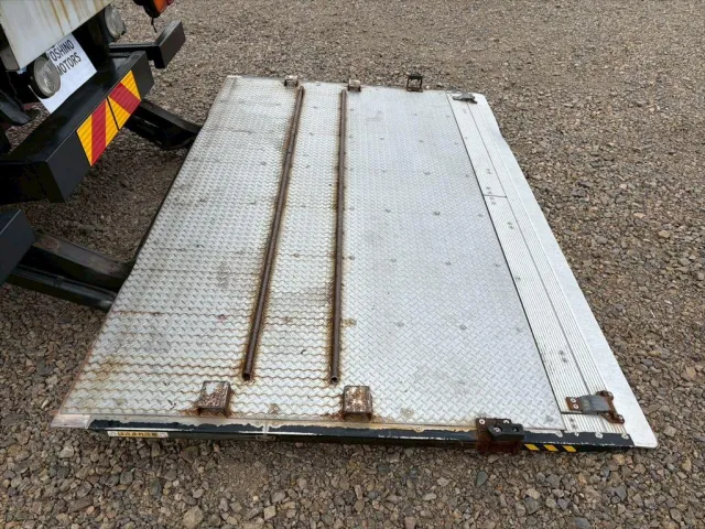 日野 プロフィア QPG-FW1EXEG(8x4)の写真13