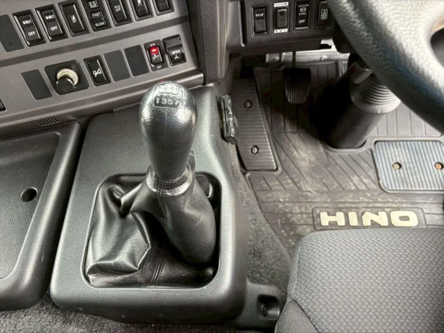 日野 プロフィア QPG-FW1EXEG(8x4)の写真23