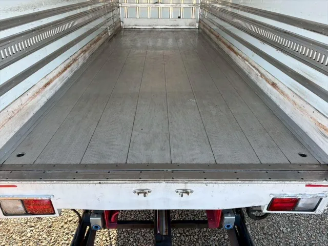 日野 レンジャー 2KG-FC2ABG(2WD)の写真8