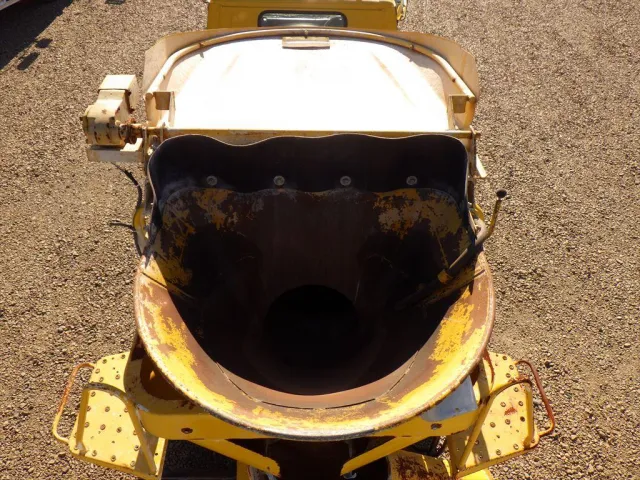 いすゞ エルフ TKG-NKR85N(2WD)の写真7