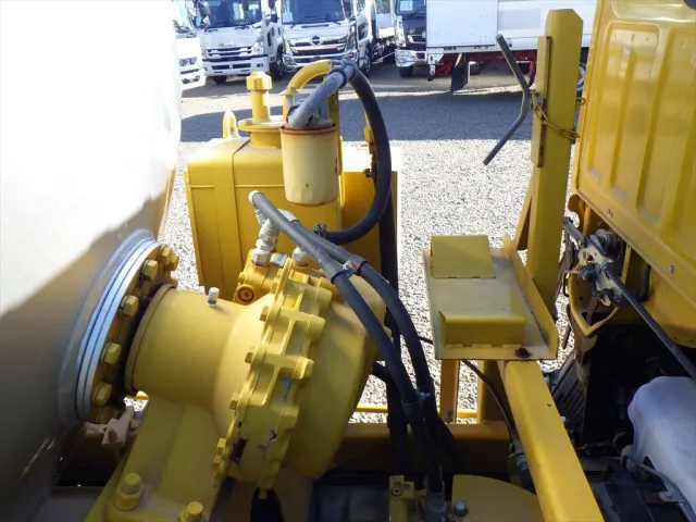 いすゞ エルフ TKG-NKR85N(2WD)の写真12