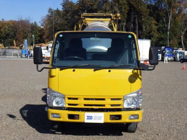 いすゞ エルフ TKG-NKR85N(2WD)の写真14