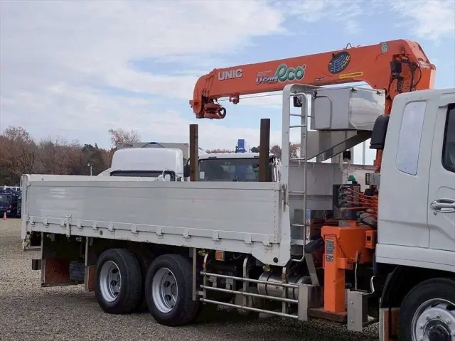 三菱 ファイター QDG-FQ62F(6x4)の写真5