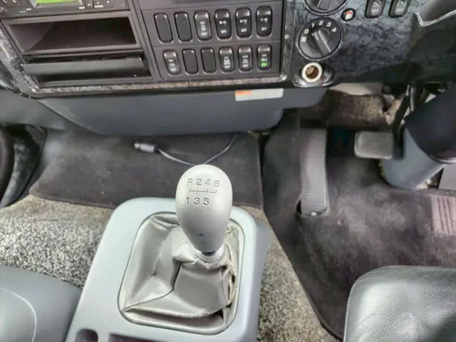 三菱 ファイター QDG-FQ62F(6x4)の写真23