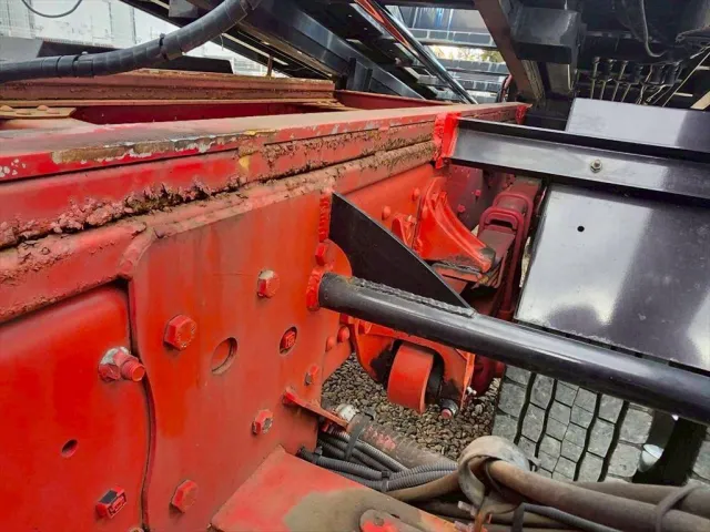 三菱 ファイター LKG-FK62FZ(2WD)の写真15