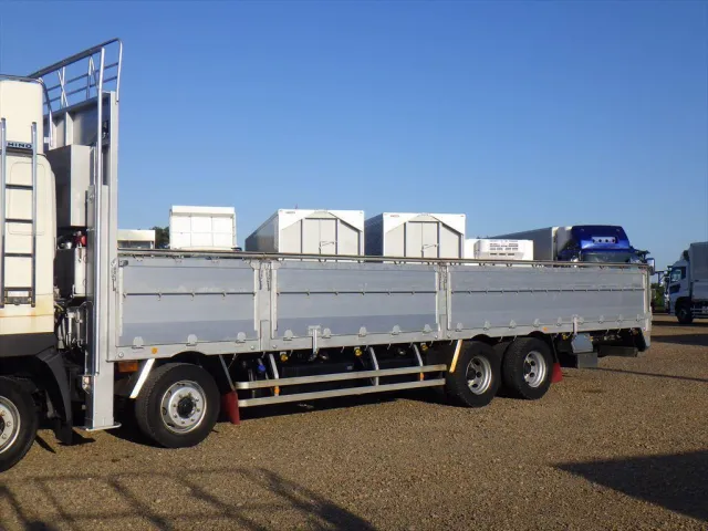 日野 プロフィア QPG-FW1EXEG(8x4)の写真6