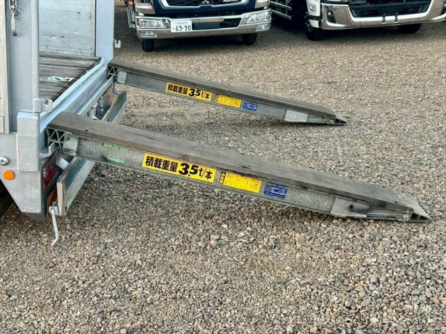 日野 プロフィア QPG-FW1EXEG(8x4)の写真12