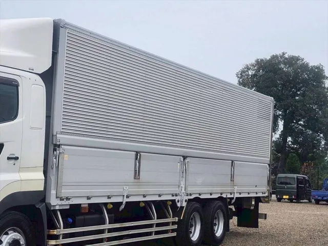 日野 プロフィア QPG-FR1EXEG(6x2)の写真6