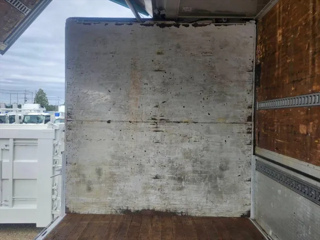 日野 プロフィア QPG-FR1EXEG(6x2)の写真7