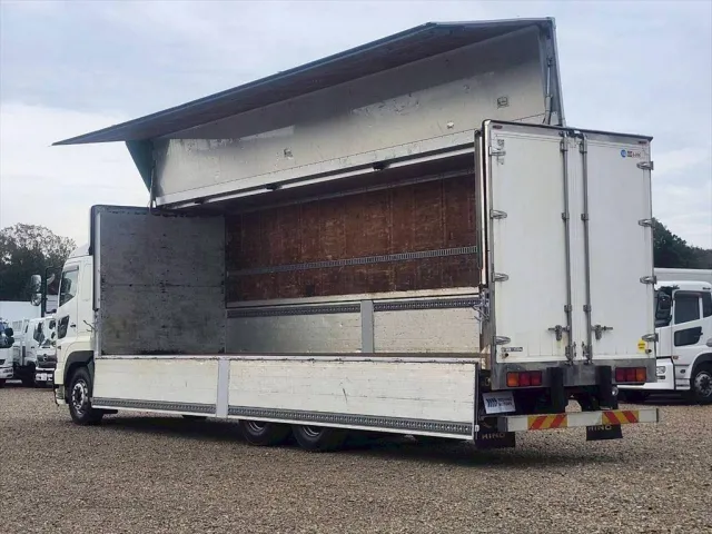 日野 プロフィア QPG-FR1EXEG(6x2)の写真12