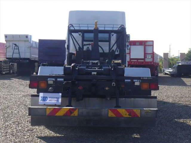 日野 プロフィア QDG-FS1EREA(6x4)の写真13