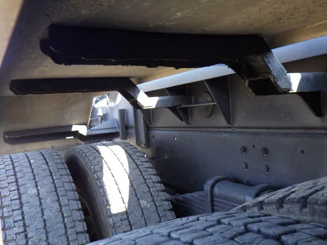 日野 プロフィア QDG-FS1EREA(6x4)の写真15