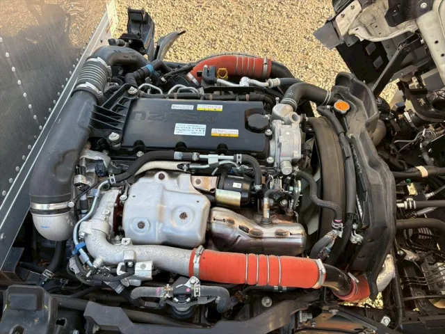 いすゞ エルフ 2RG-NLR88AN(2WD)の写真19