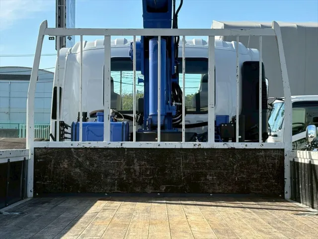 いすゞ フォワード 2PG-FRR90S2(2WD)の写真7