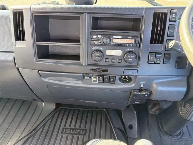 いすゞ フォワード 2PG-FRR90S2(2WD)の写真22