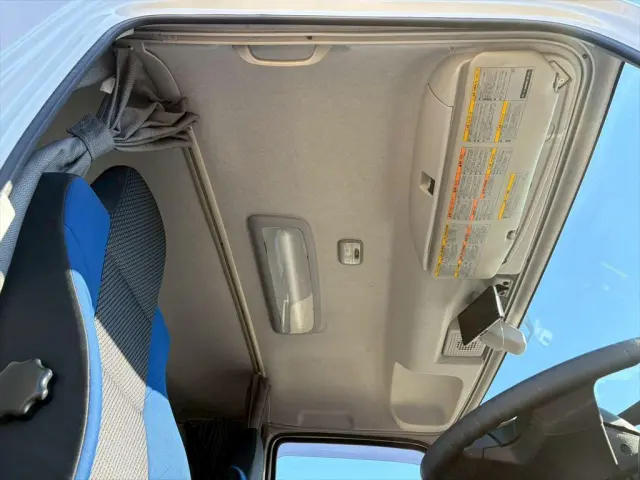 いすゞ ギガ 2KG-CYJ77C(8x4)の写真24