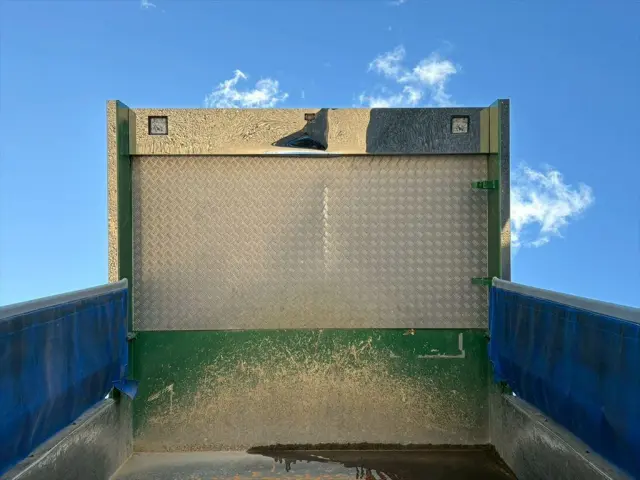 日野 プロフィア 2DG-FS1EGA(6x4)の写真7