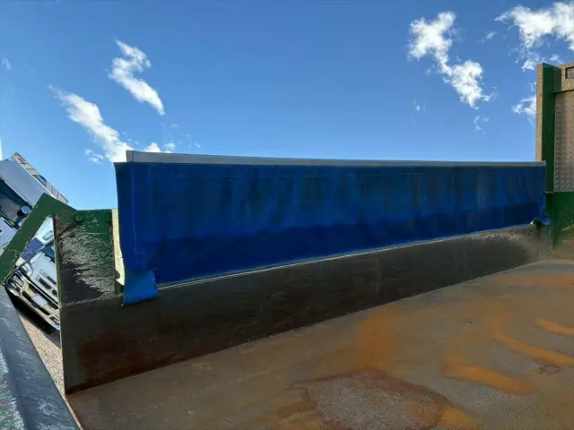 日野 プロフィア 2DG-FS1EGA(6x4)の写真9