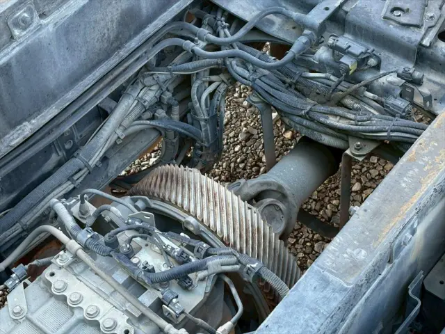 日野 プロフィア 2DG-FS1EGA(6x4)の写真18