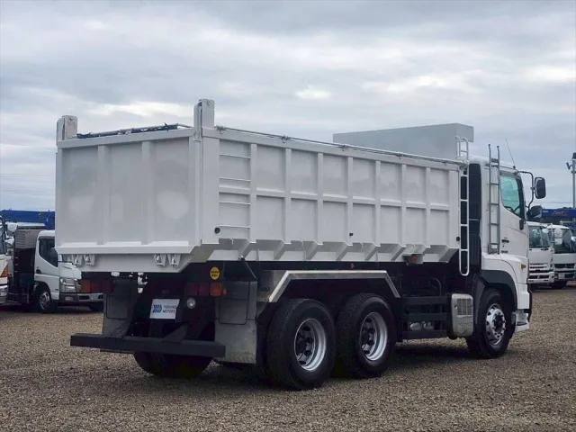 日野 プロフィア LKG-FS1AKAA(6x4)の写真4