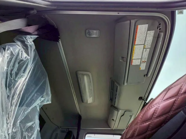 日野 プロフィア LKG-FS1AKAA(6x4)の写真24