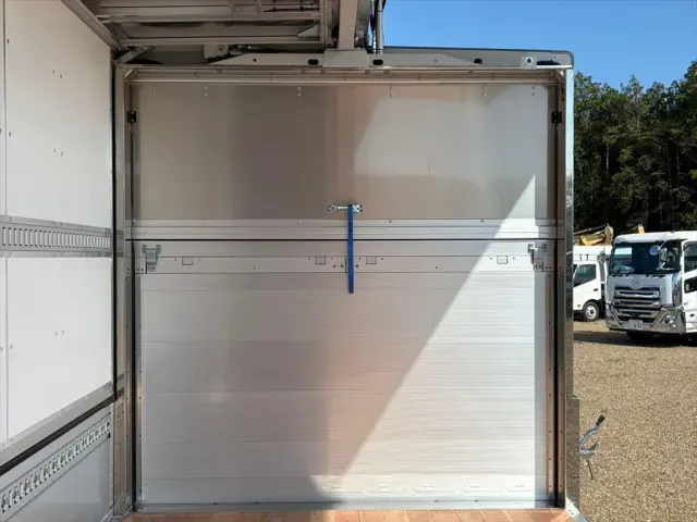 三菱 デリカ 2KG-FK65F(2WD)の写真11