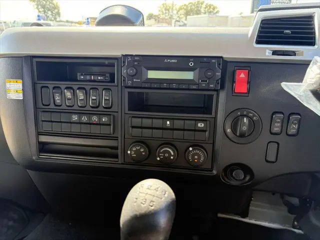 三菱 デリカ 2KG-FK65F(2WD)の写真22