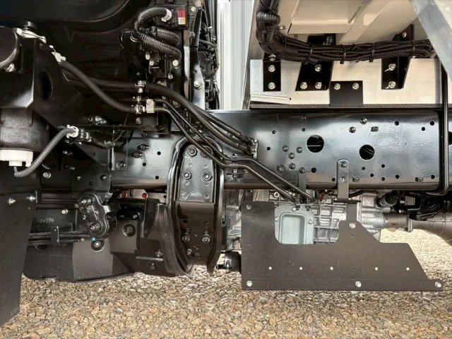 三菱 デリカ 2KG-FK65F(2WD)の写真15