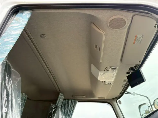 三菱 デリカ 2KG-FK65F(2WD)の写真24