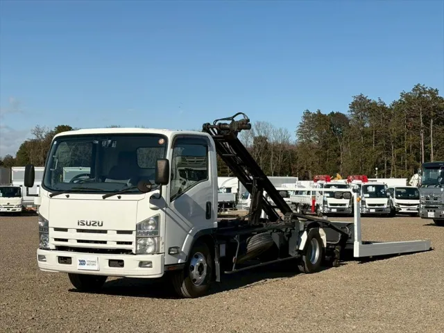 いすゞ エルフ SKG-NPR85YN(2WD)の写真1