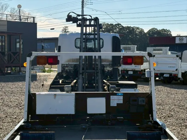 いすゞ エルフ SKG-NPR85YN(2WD)の写真7