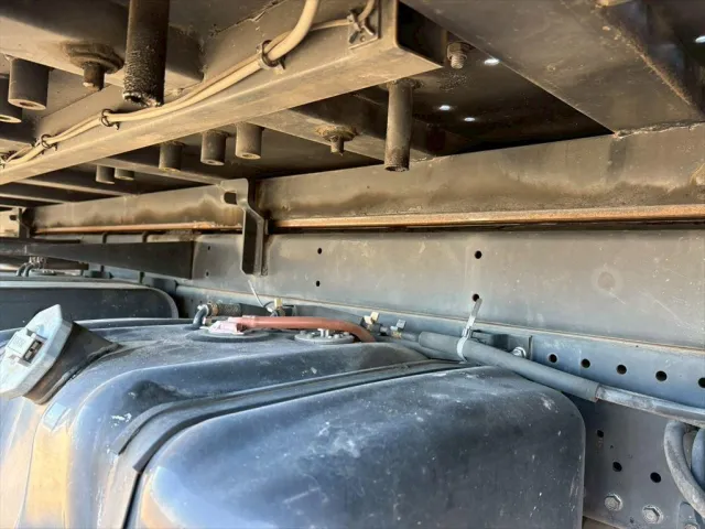 いすゞ エルフ SKG-NPR85YN(2WD)の写真17