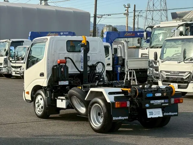 トヨタ ダイナ 2KG-XZU605(その他)の写真3