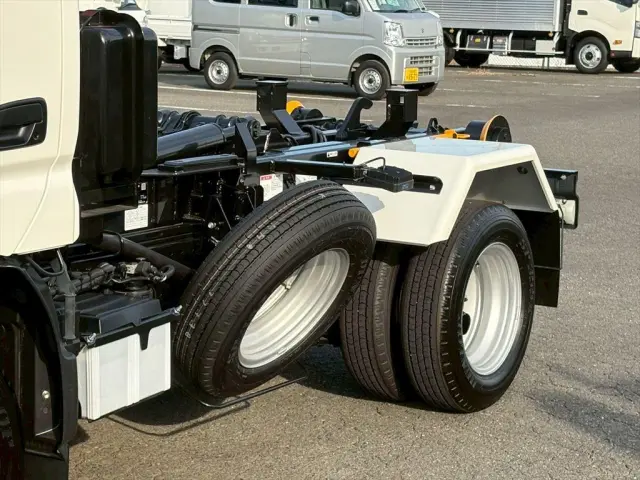 トヨタ ダイナ 2KG-XZU605(その他)の写真6