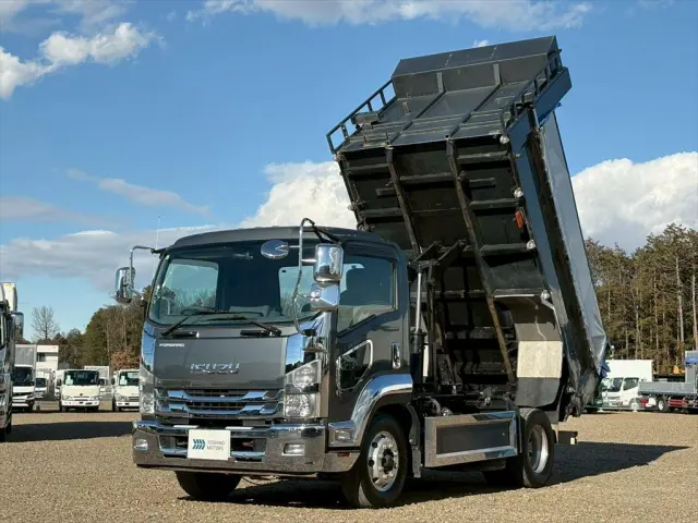 いすゞ フォワード 2PG-FTR90U2(2WD)の写真1